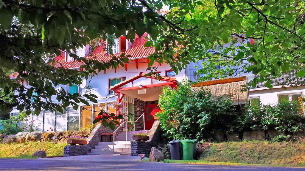 Matraszentimre Panzio Hotel Exterior photo